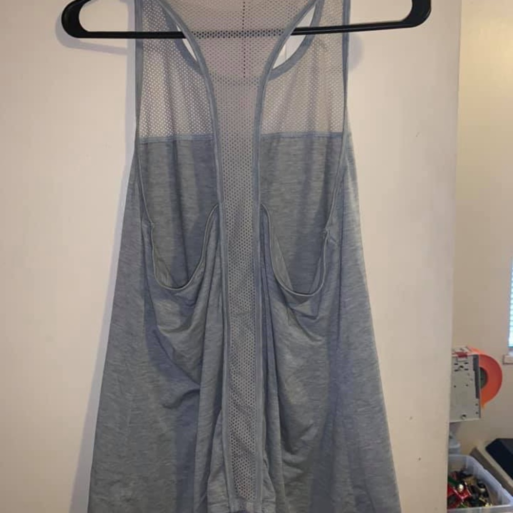 Athleta Airy Essence Tank L (Nwot) View 3